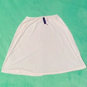 Vintage Vanity Fair made in Canada,brand new half slip